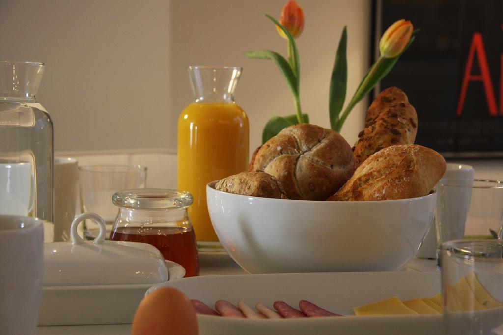 Couette-café Keizers Canal 2*
