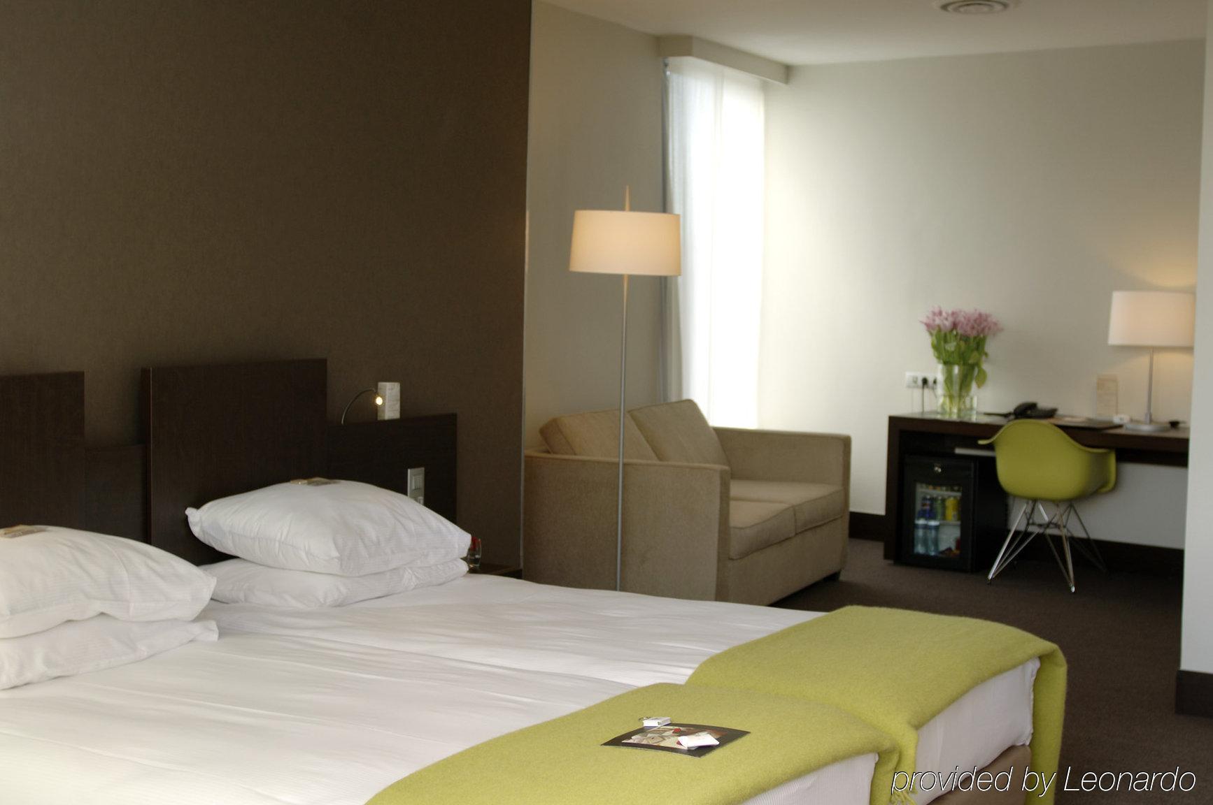 Nh Caransa Hotel 4*