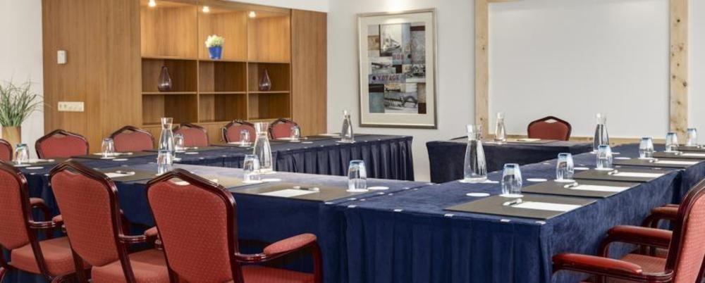 Avani Museum Quarter - Previously Nh Museum Quarter Hotel 4*
