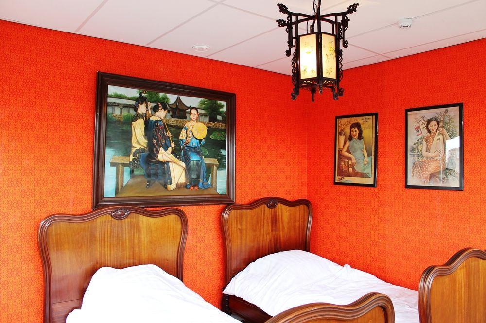 Hostelle Auberge de jeunesse *