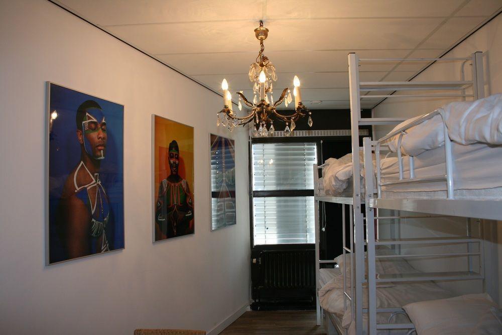 Hostelle *