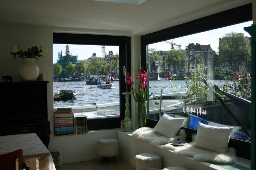 Gasthuis Houseboat Ark Amstel Amsterdam