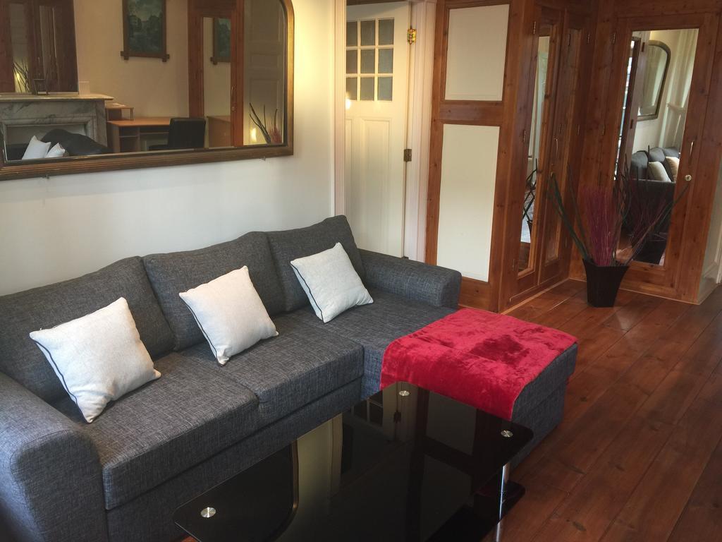 Museum Square Apartment Apartment
