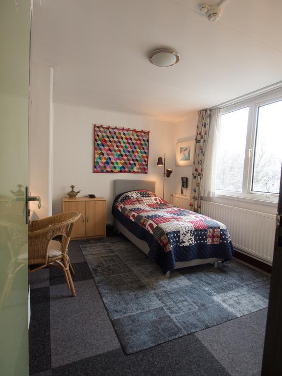 Adolesce Amsterdam