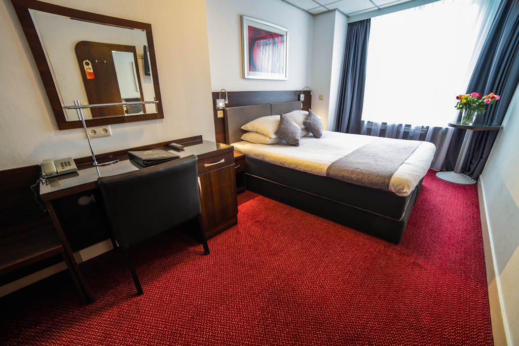 Garden Hotel 3*