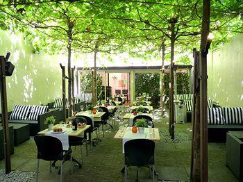Hotel Agora