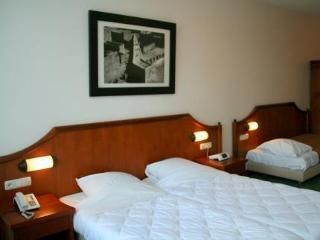 Hotel Agora 2*