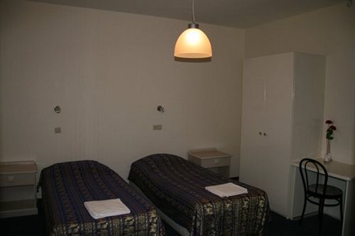 Hotel 83 2*