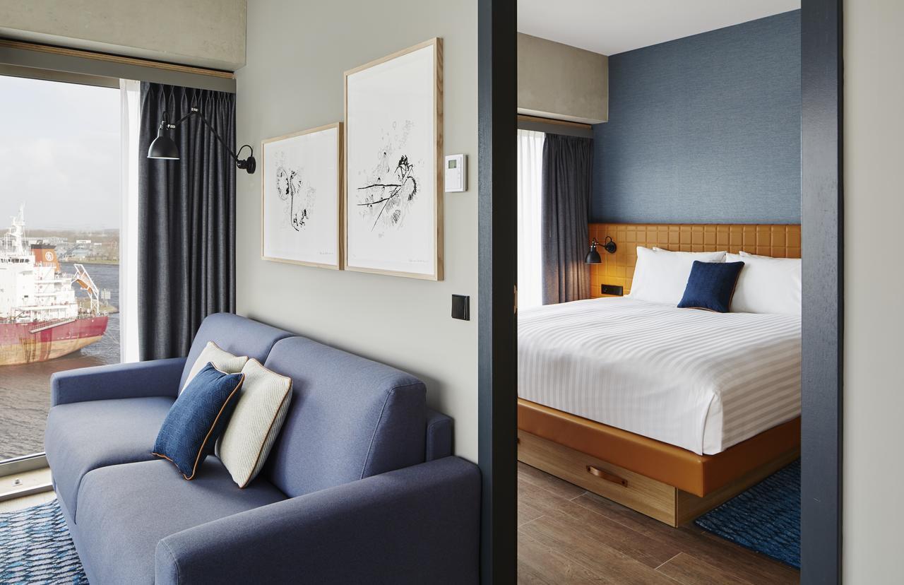 By Marriott Houthavens Hotel 4*
