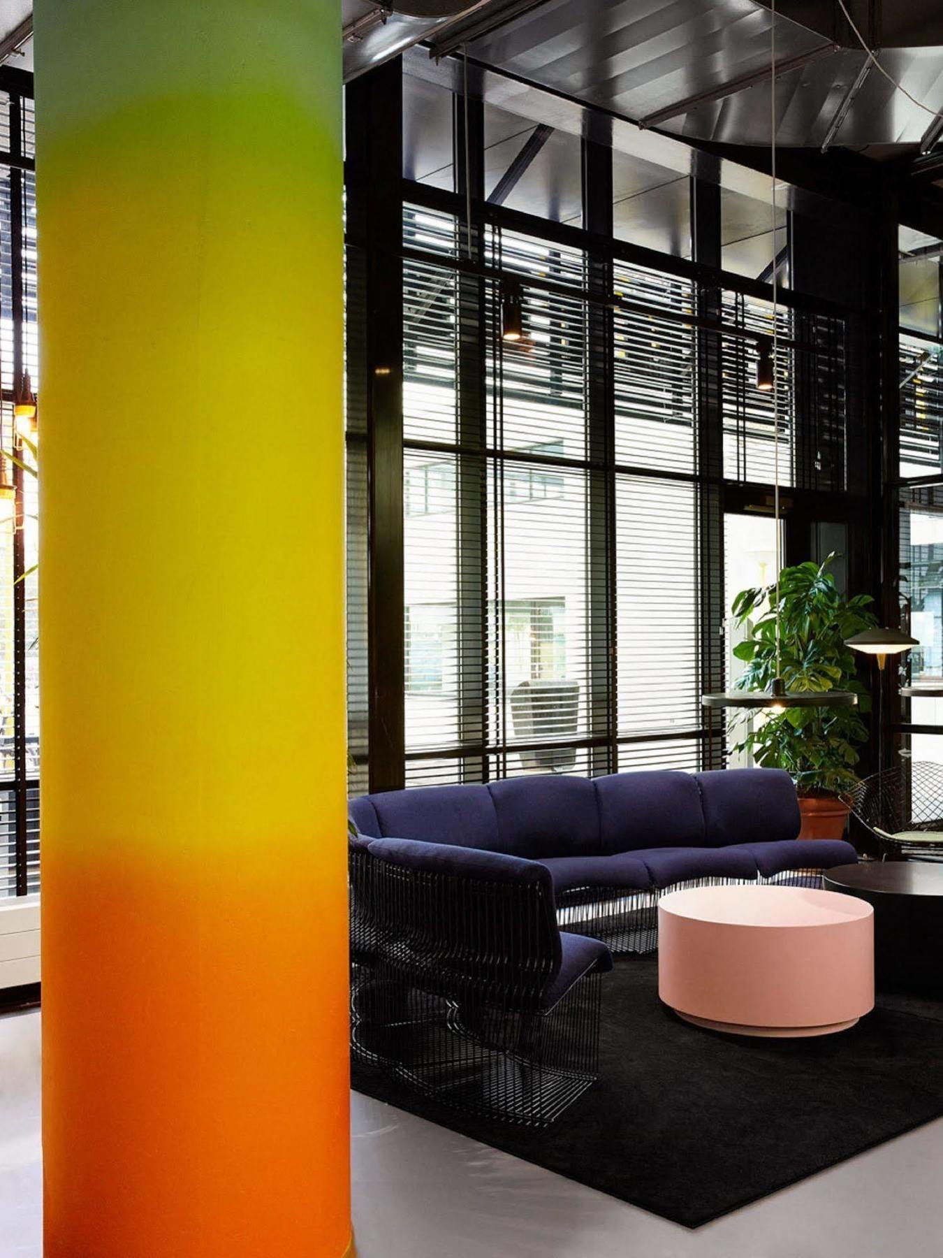 Hotel The Social Hub 4*