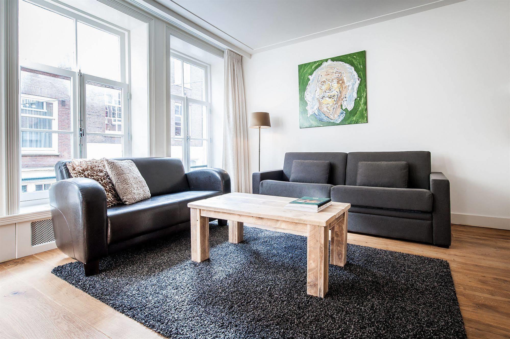 Short Group Jordaan Laurier Serviced * Amsterdam