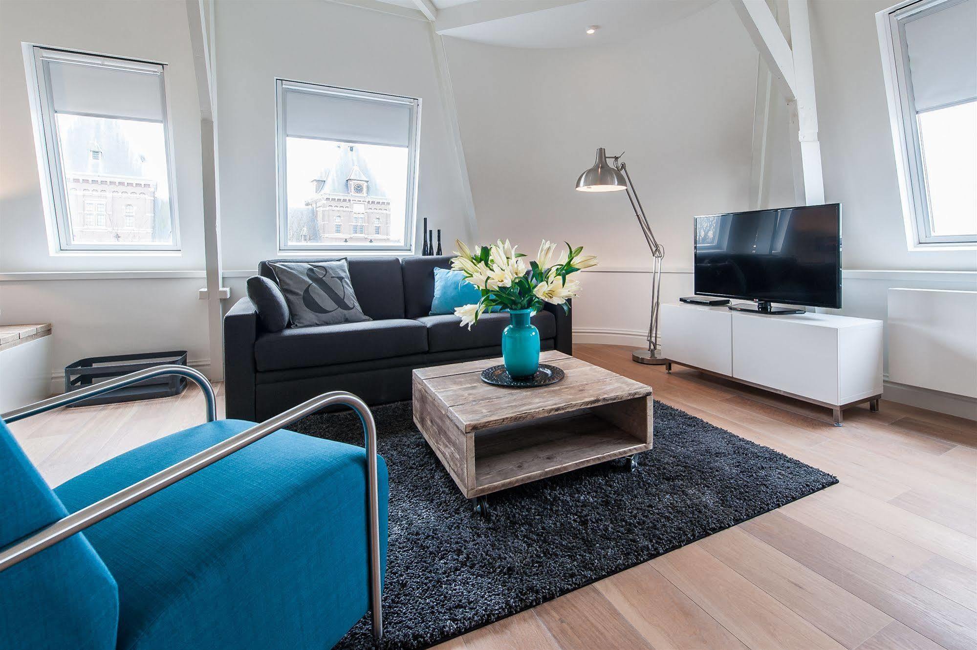 Short Group Tropen Serviced Appartement