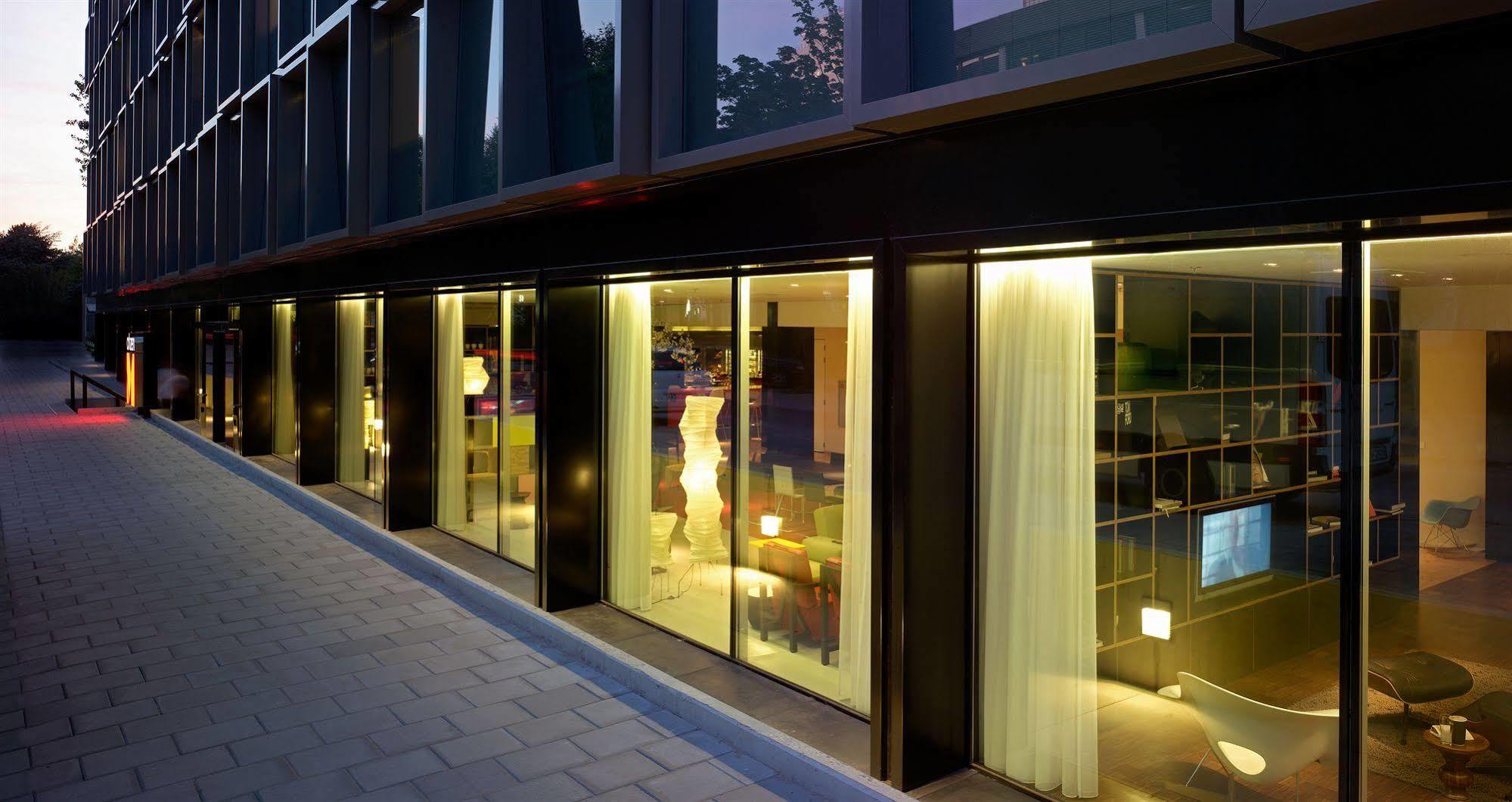 Hotel Citizenm South 4*