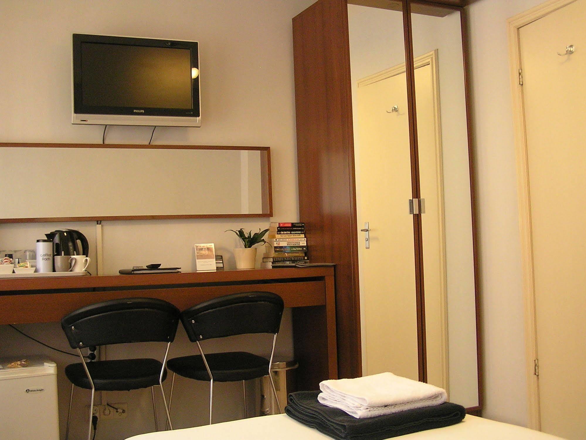 La Festa Bed & Breakfast 3*