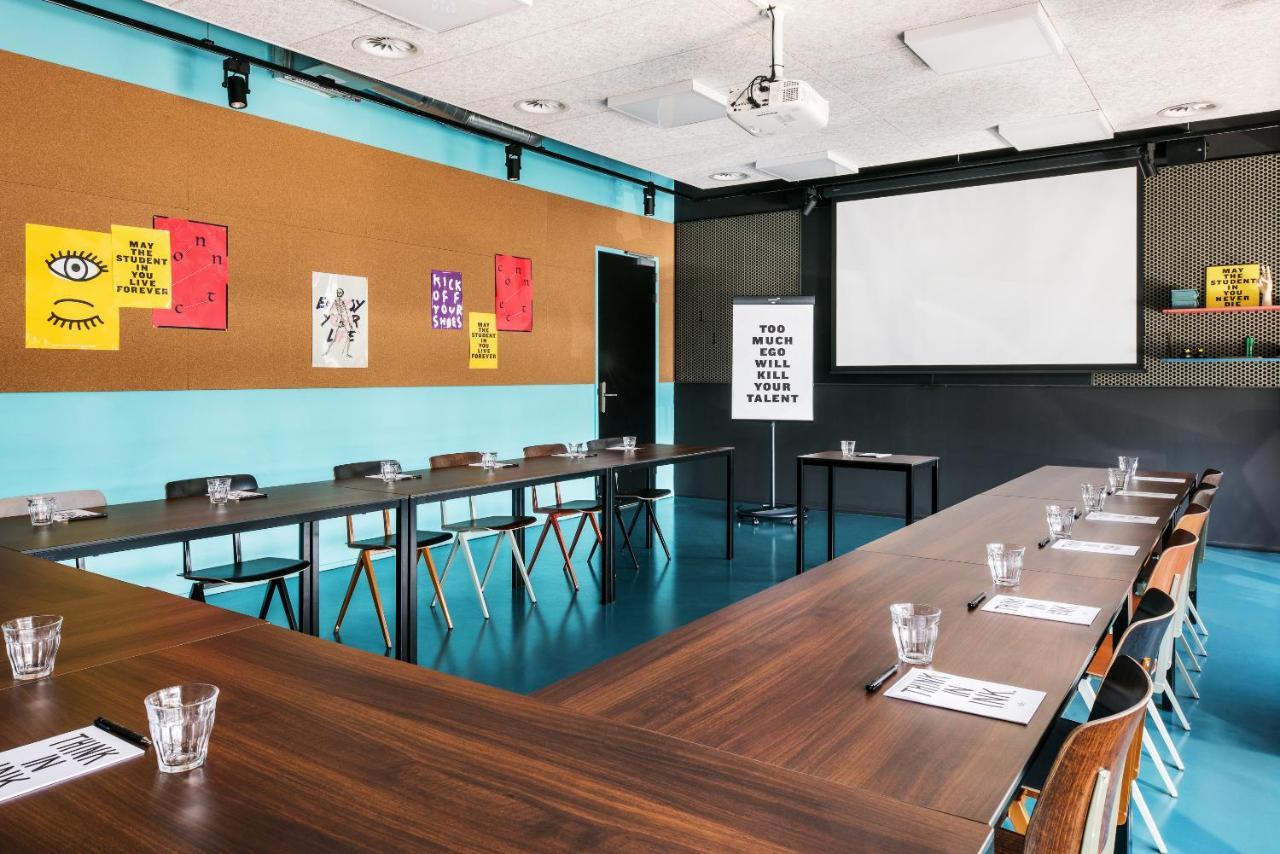 The Social Hub West Hotel