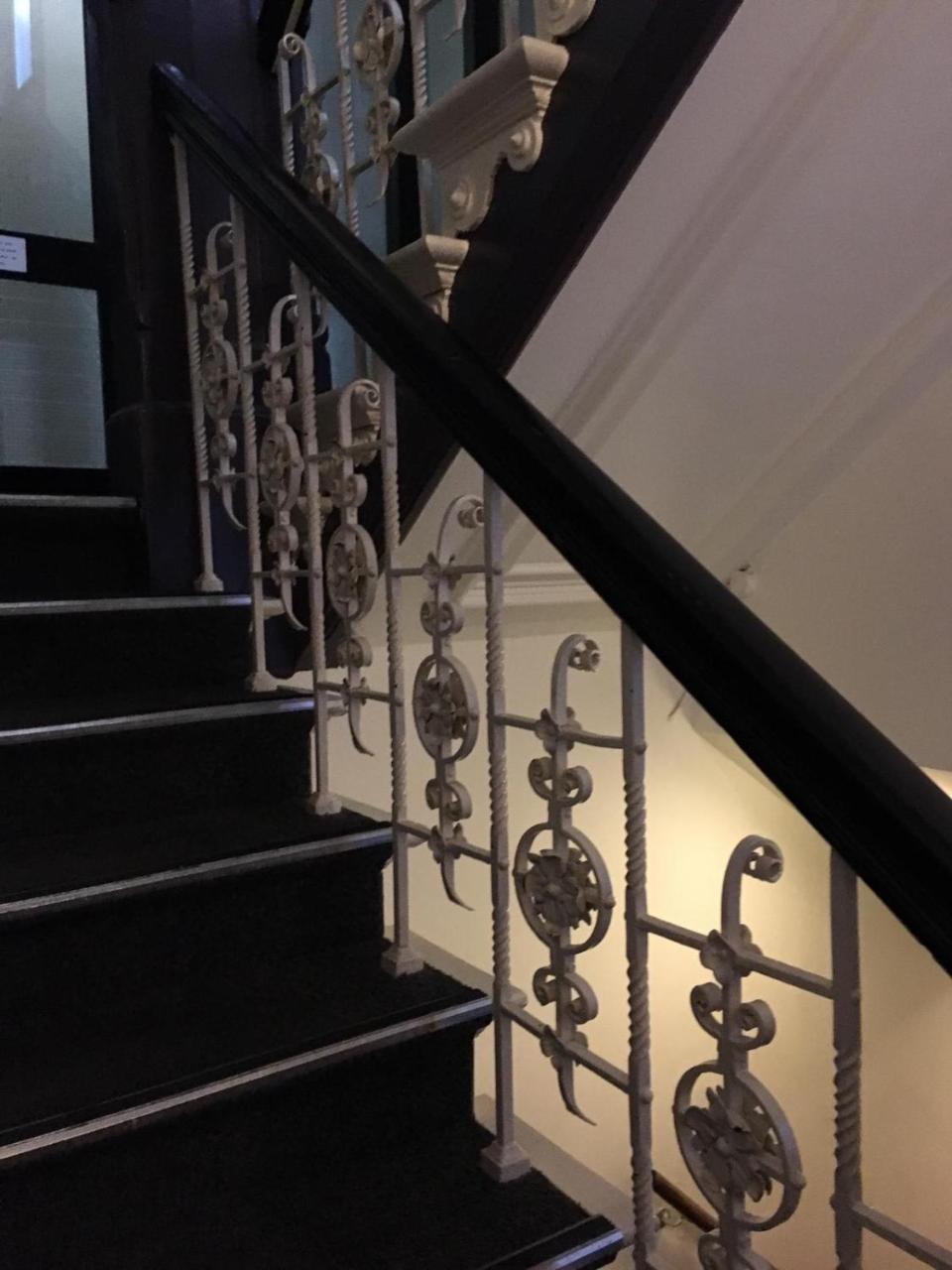 City Hotel Hotel 2*