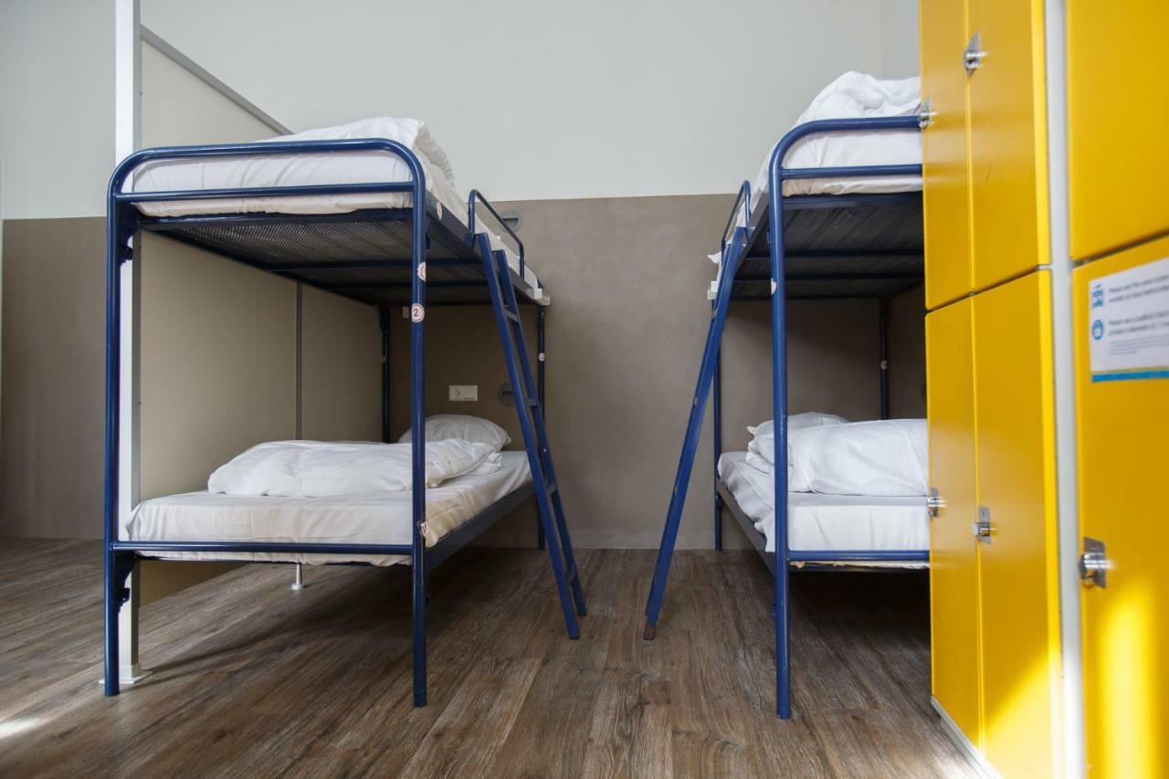 Shelter Jordan Christian Amsterdam
