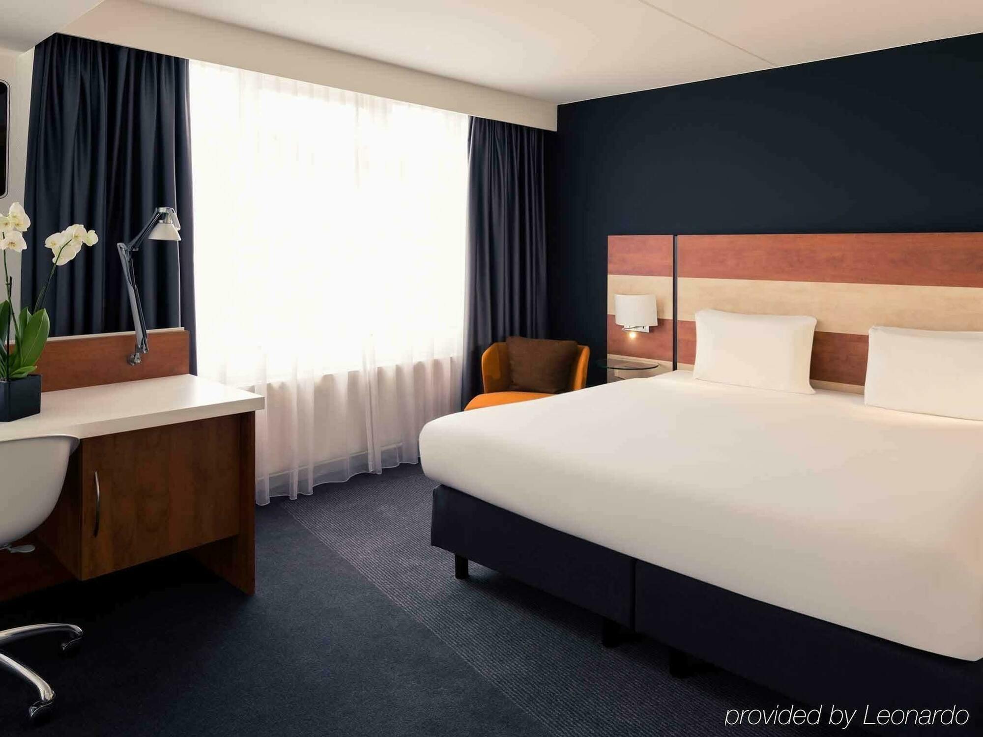 Mercure West Hotel