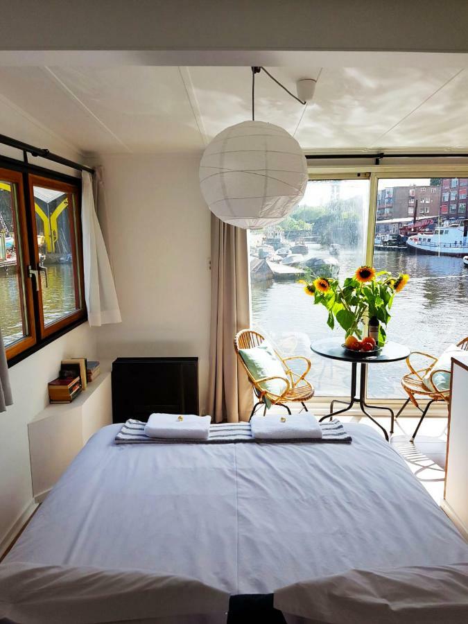 Frühstückspension Houseboat Concordia Amsterdam