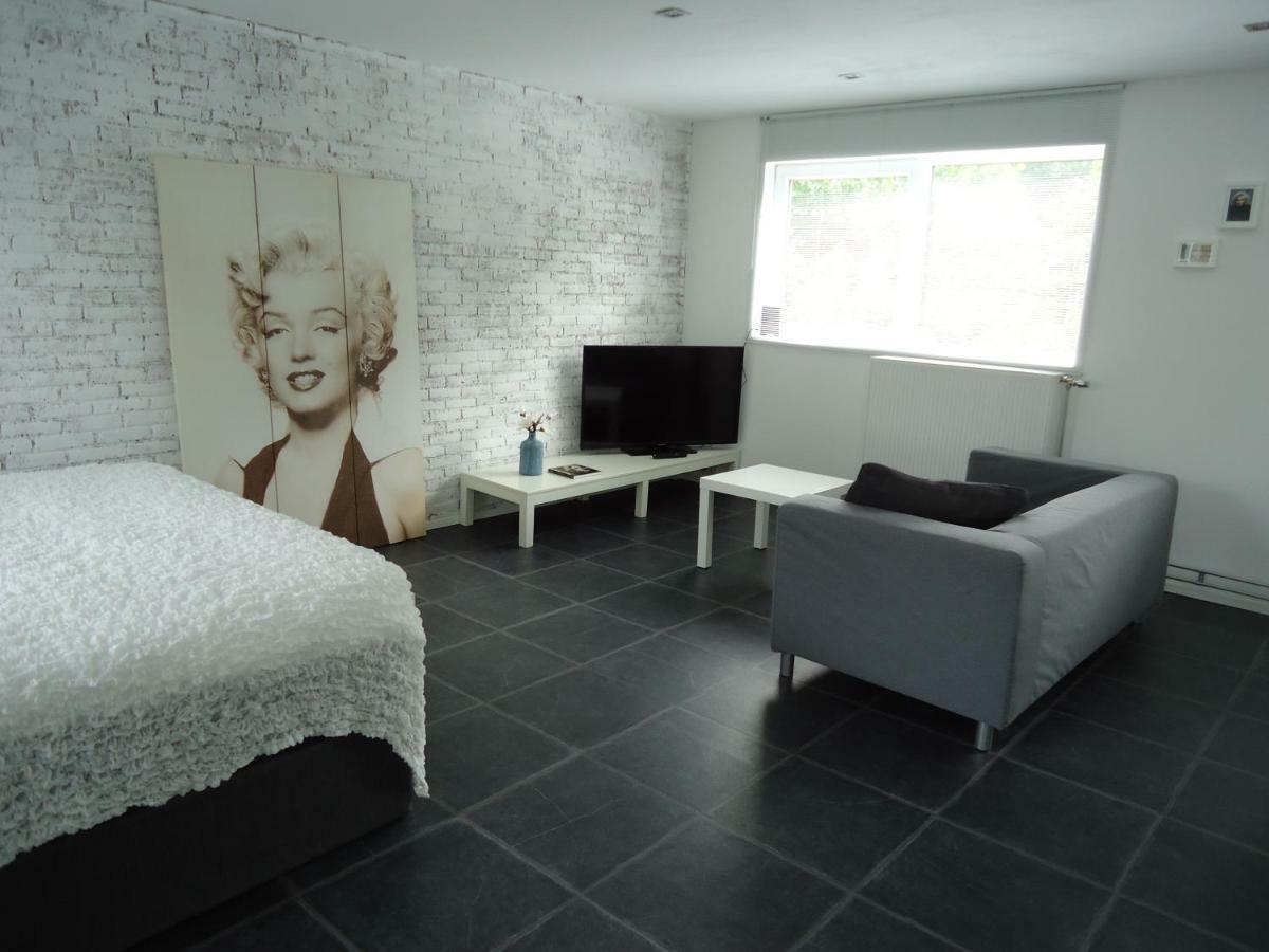 Bed and breakfast Sloterpark 2*