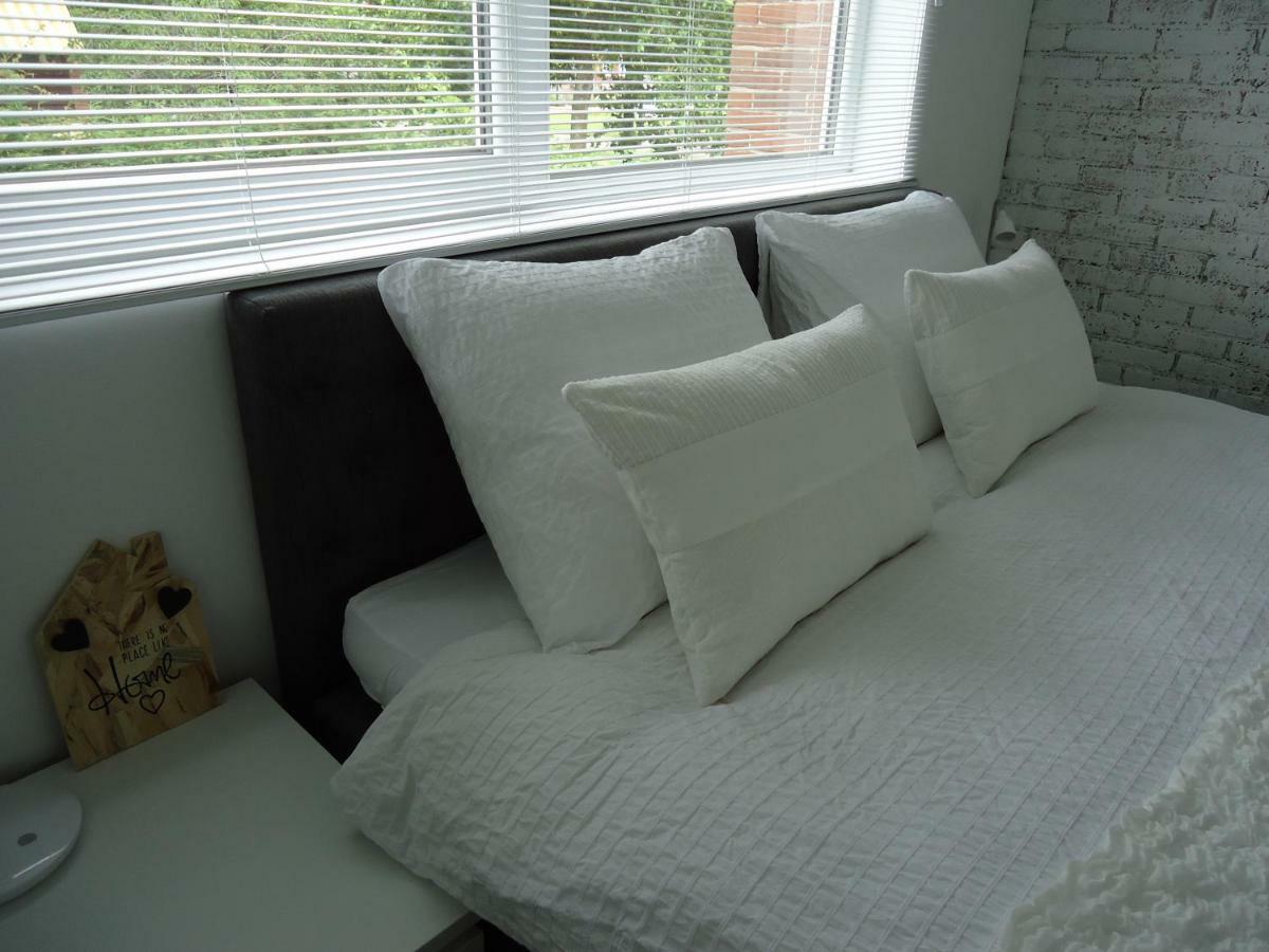 Sloterpark Bed and breakfast 2*