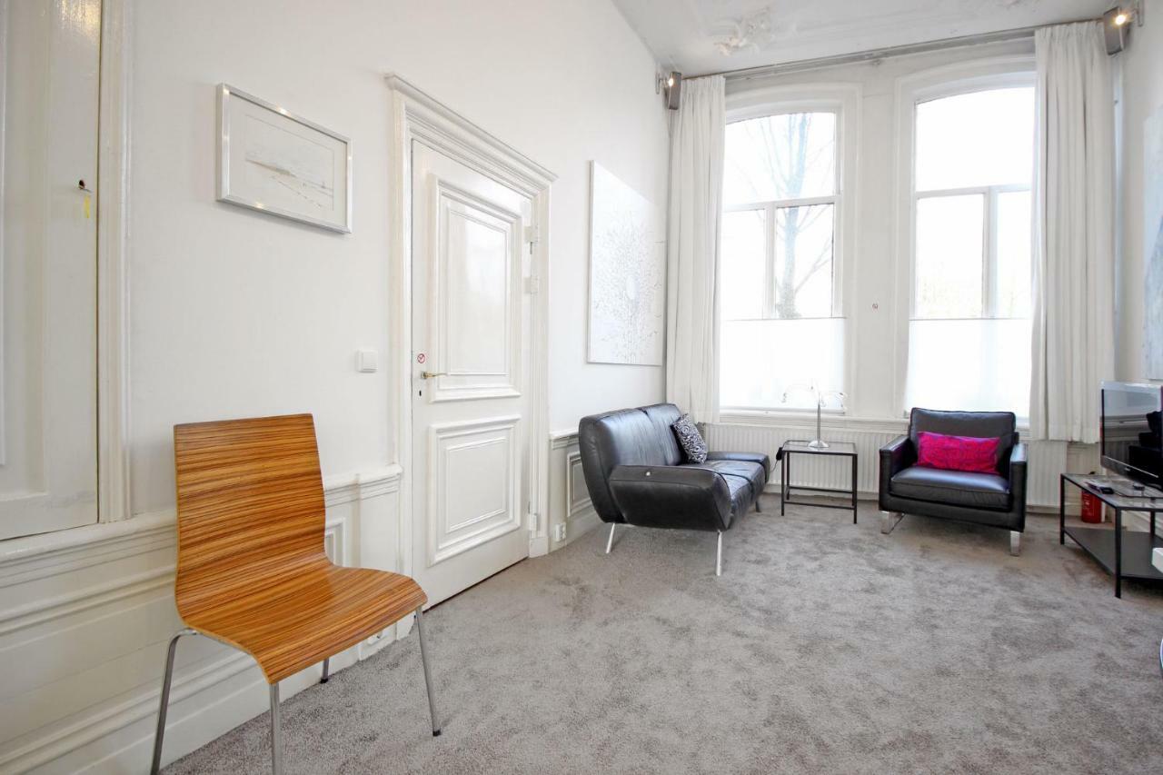 Cozy Jordaan Canalhouse Near Anne Frank House Bed and breakfast