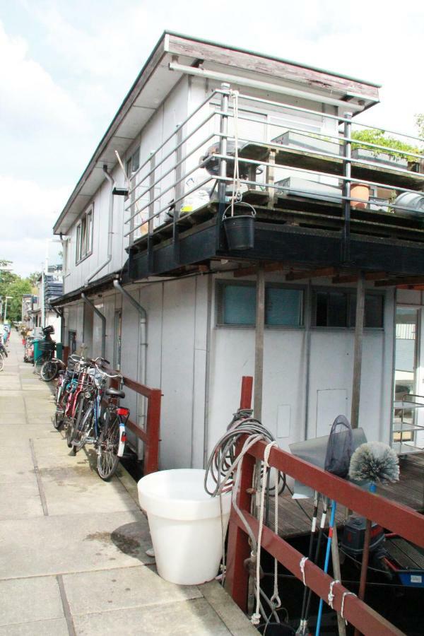 Couette-café Houseboat Sooki *