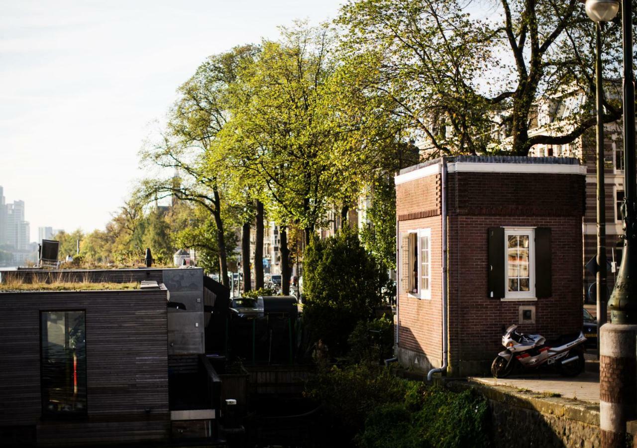 Sweets - Nieuwe Amstelbrug Amsterdam