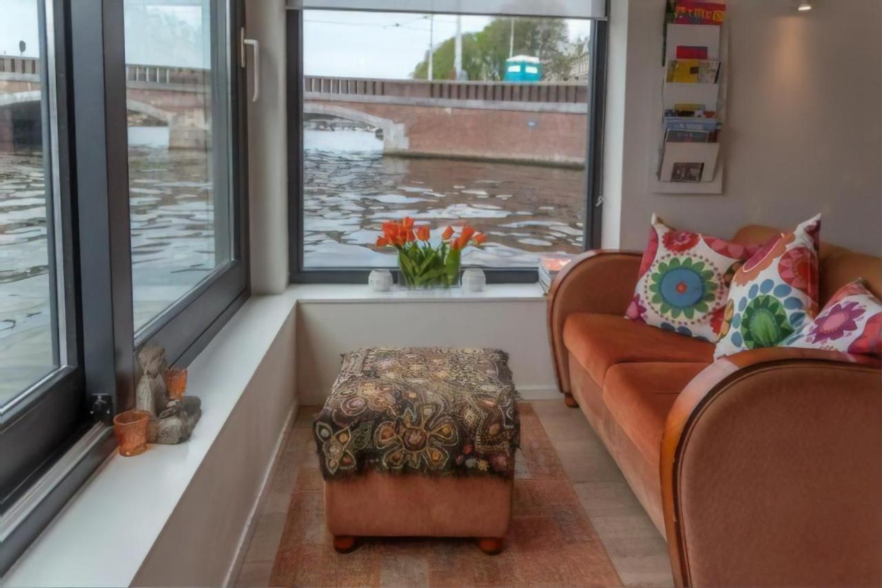 Gasthuis Houseboat Ark Amstel Amsterdam