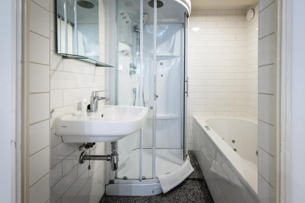 Short Group Jordaan Laurier Serviced Appartement *