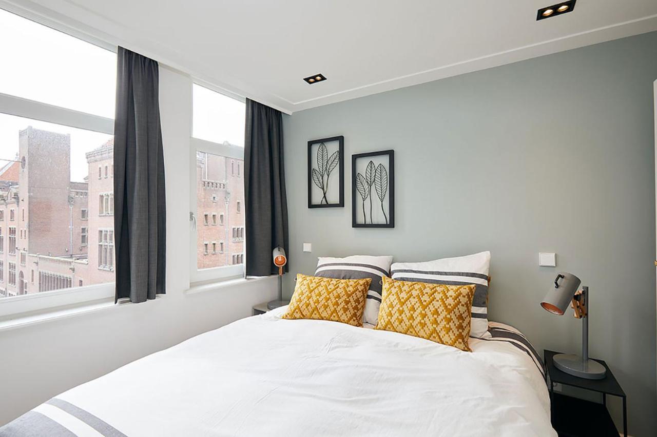 Damrak Short Apartment