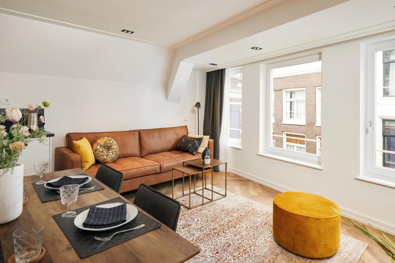 Apartment Damrak Short