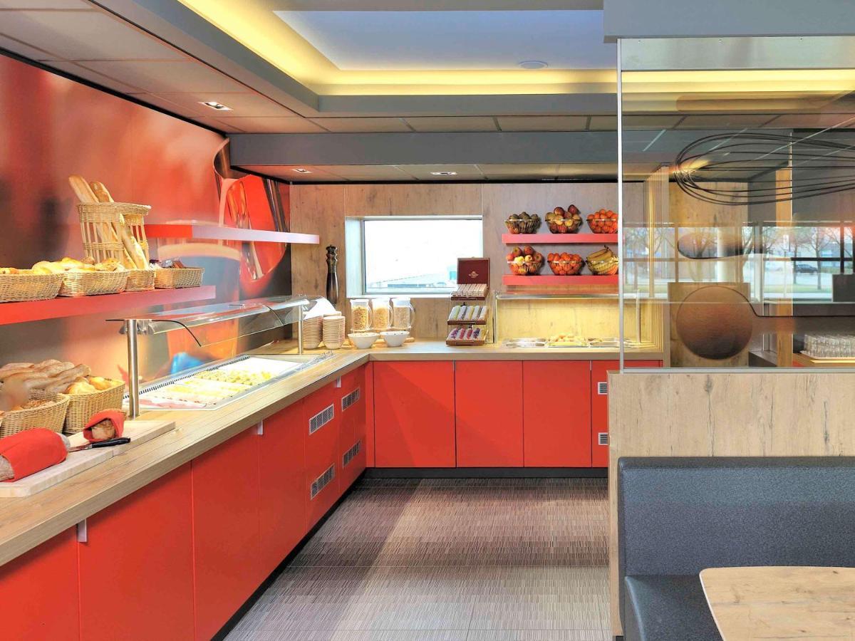 Ibis West Hotel 3*