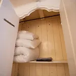 Red Light District Residence On Ground Floor