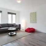 Beautiful House next to Dam Square!