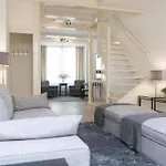 Stylish Canalhouse A