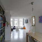 Spacious Apartment Pijp