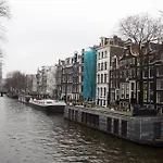 Mart Apartment