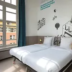 Stayokay Hostel Amsterdam Vondelpark