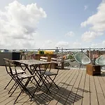 Amazing Penthouse Apartment In Jordaan Area