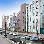 Modern Residence