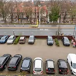 4-Bedroom- Central Located- 120 Sqr Meter Apartment