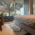 Private 3 Bedroom Apartment - Homestay Properties Amsterdam