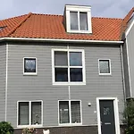 B&B Twiske Zuid, Amsterdam Free Parking