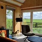 City Farmers Lodge, A Guesthouse With A Skyline View In Rural Amsterdam