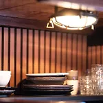 Houseboat-Amsterdam-Classic