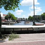 Amsterdam Canal Guest Apartment