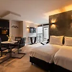 Midtown Hotel Royal Room