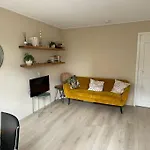 Charming And Cozy Apartment!