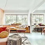 Creative, Open And Light Family Apartment